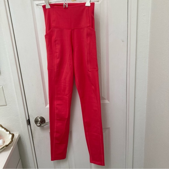 girlfriend collective Pants - Girlfriend Collective Hot Pink Leggings pockets size XS 4016 Taylor Swift vibes